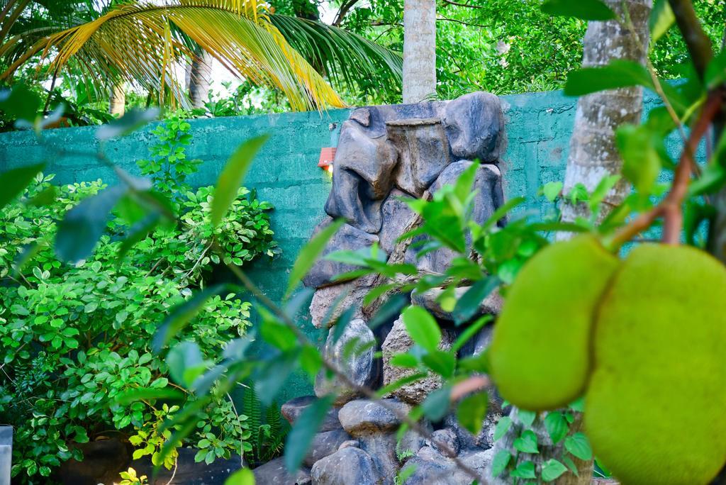 Hotel Moonstone Anuradhapura Zewnętrze zdjęcie