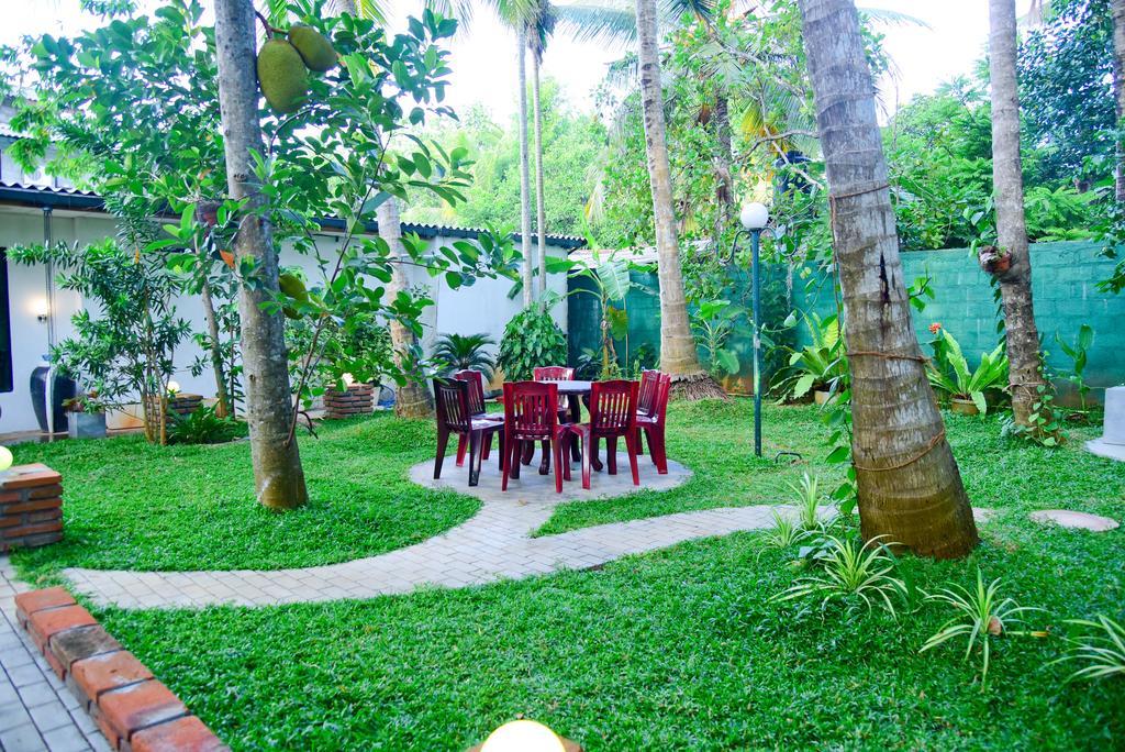 Hotel Moonstone Anuradhapura Zewnętrze zdjęcie