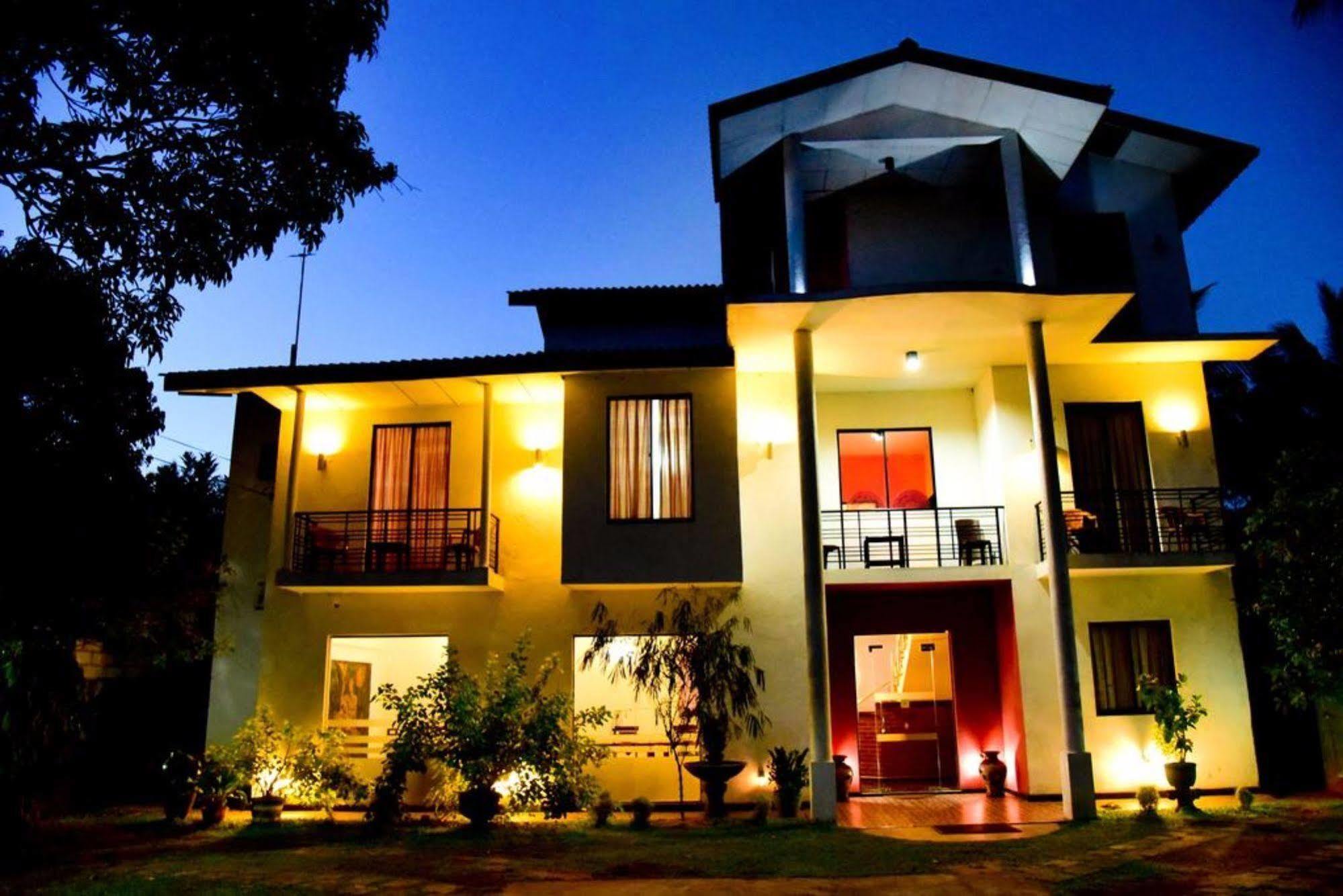 Hotel Moonstone Anuradhapura Zewnętrze zdjęcie