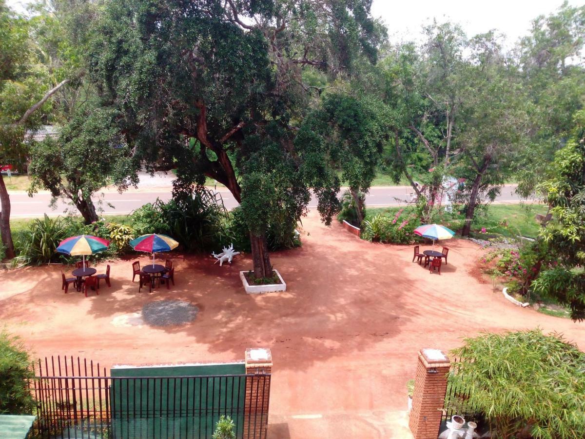 Hotel Moonstone Anuradhapura Zewnętrze zdjęcie